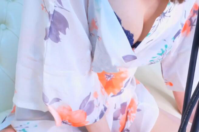 利香Rika ASMR耳骚技术派精选合集：2021巅峰作品+解压指南[5V/9.6G]