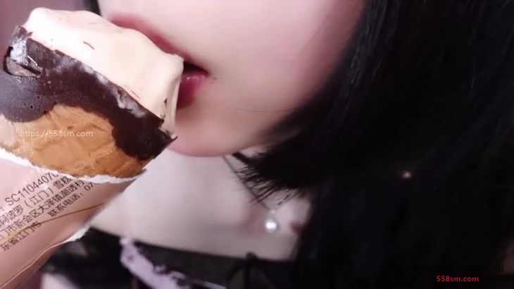 [小羊喵ASMR]吃的满嘴都是呢